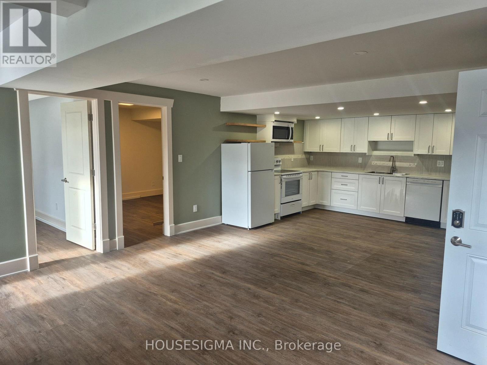 1 - 251 10th Street, Hanover, Ontario  N4N 1P1 - Photo 2 - X12573040