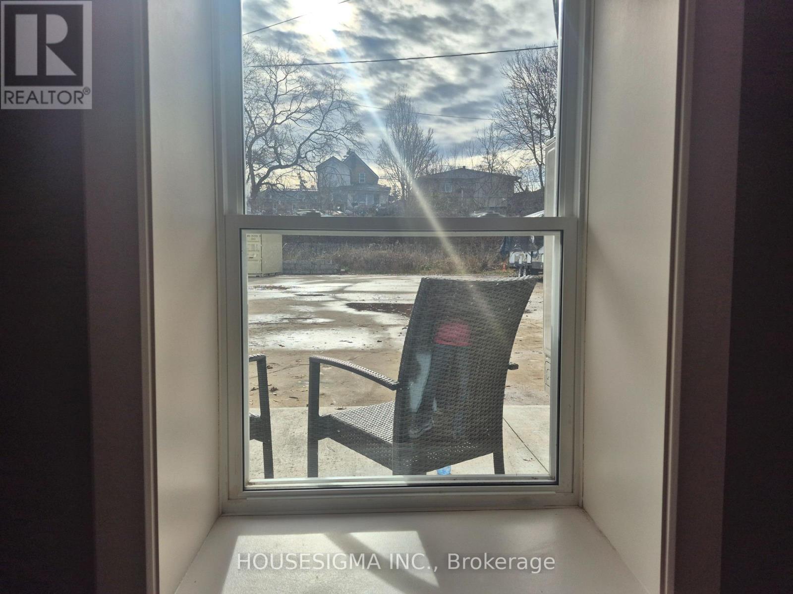 1 - 251 10th Street, Hanover, Ontario  N4N 1P1 - Photo 5 - X12573040