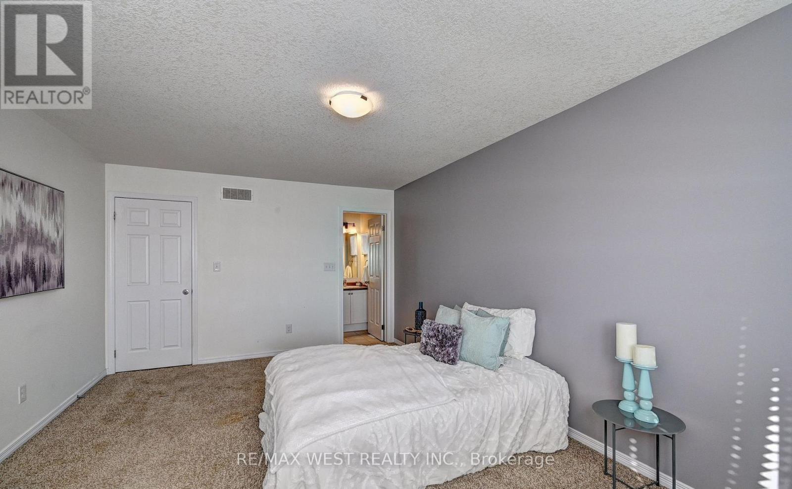 21 Machado Street, Kitchener, Ontario  N2R 0C1 - Photo 26 - X12573050