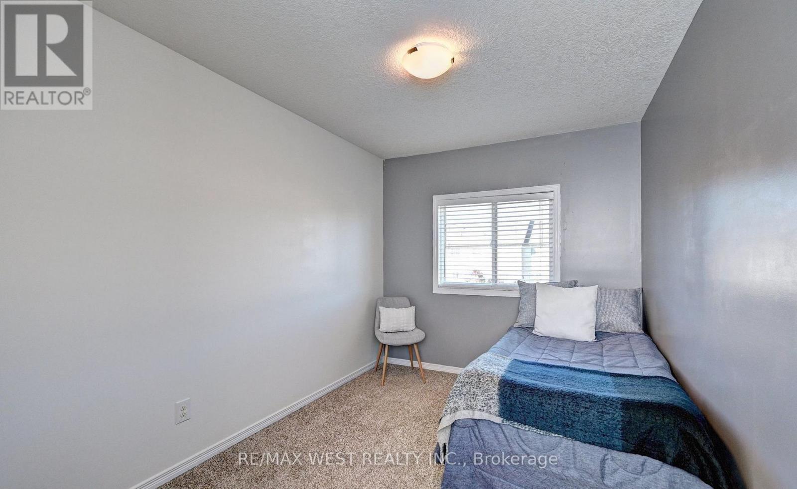 21 Machado Street, Kitchener, Ontario  N2R 0C1 - Photo 33 - X12573050