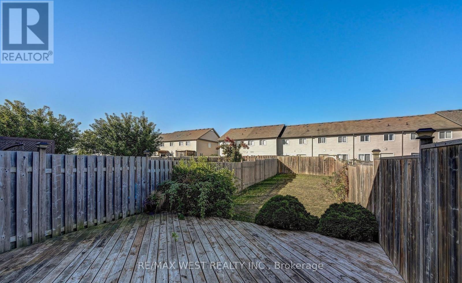 21 Machado Street, Kitchener, Ontario  N2R 0C1 - Photo 41 - X12573050