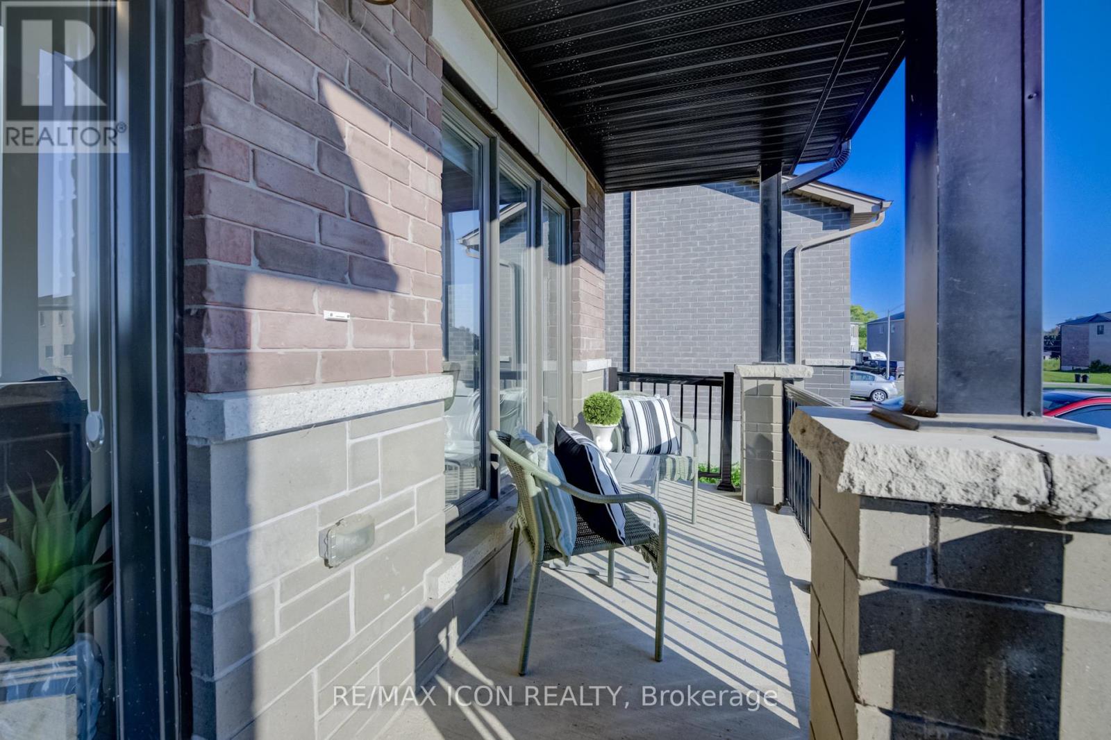 55 Tulip Crescent, Norfolk, Ontario  N3Y 0G9 - Photo 2 - X12573092