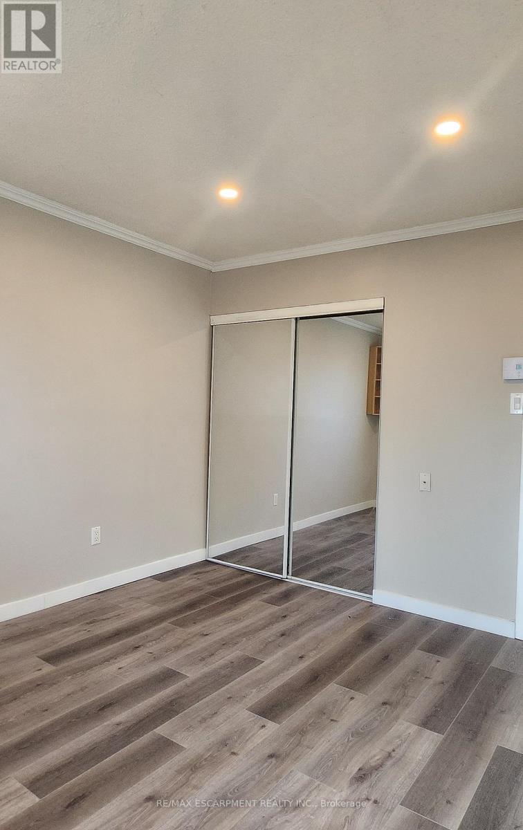 25 Sheldon Street, Brantford, Ontario  N3T 6C2 - Photo 17 - X12573108