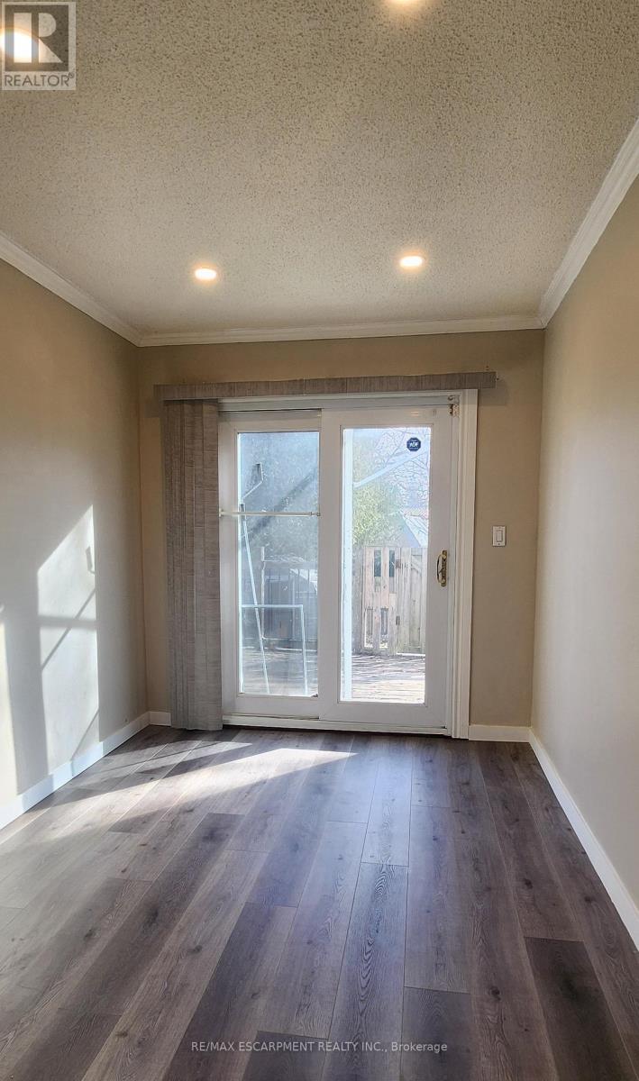 25 Sheldon Street, Brantford, Ontario  N3T 6C2 - Photo 18 - X12573108