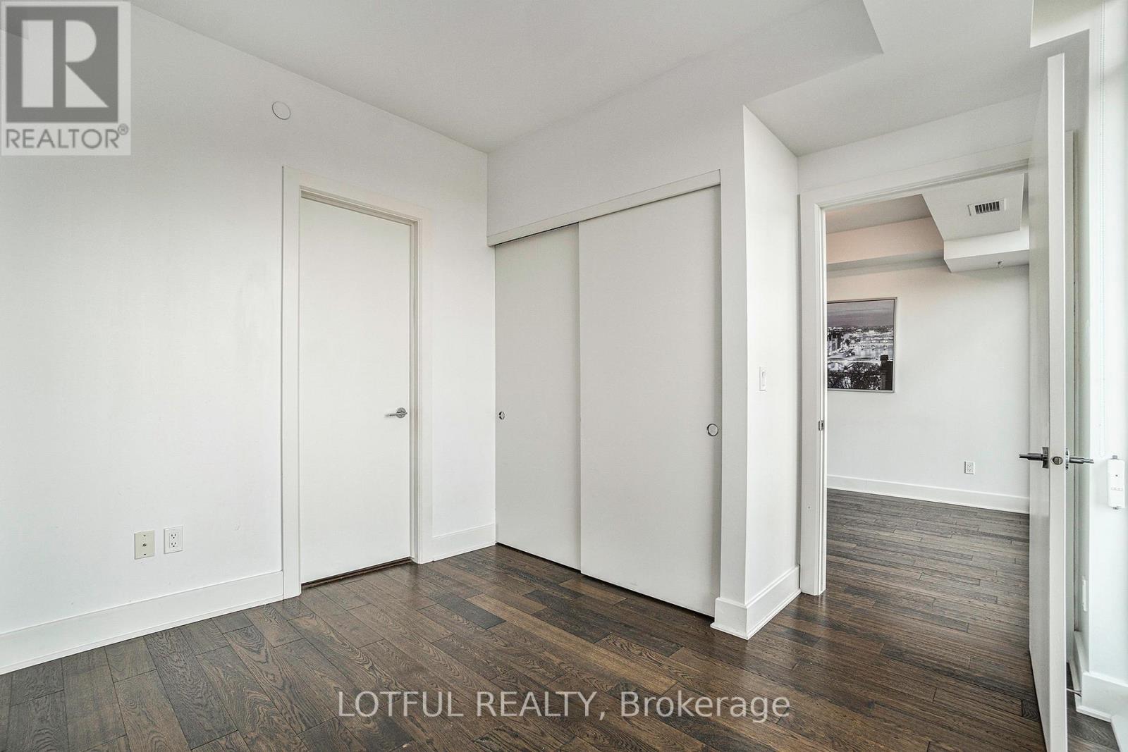 1705 - 255 Bay Street, Ottawa, Ontario  K1R 0C5 - Photo 15 - X12573170