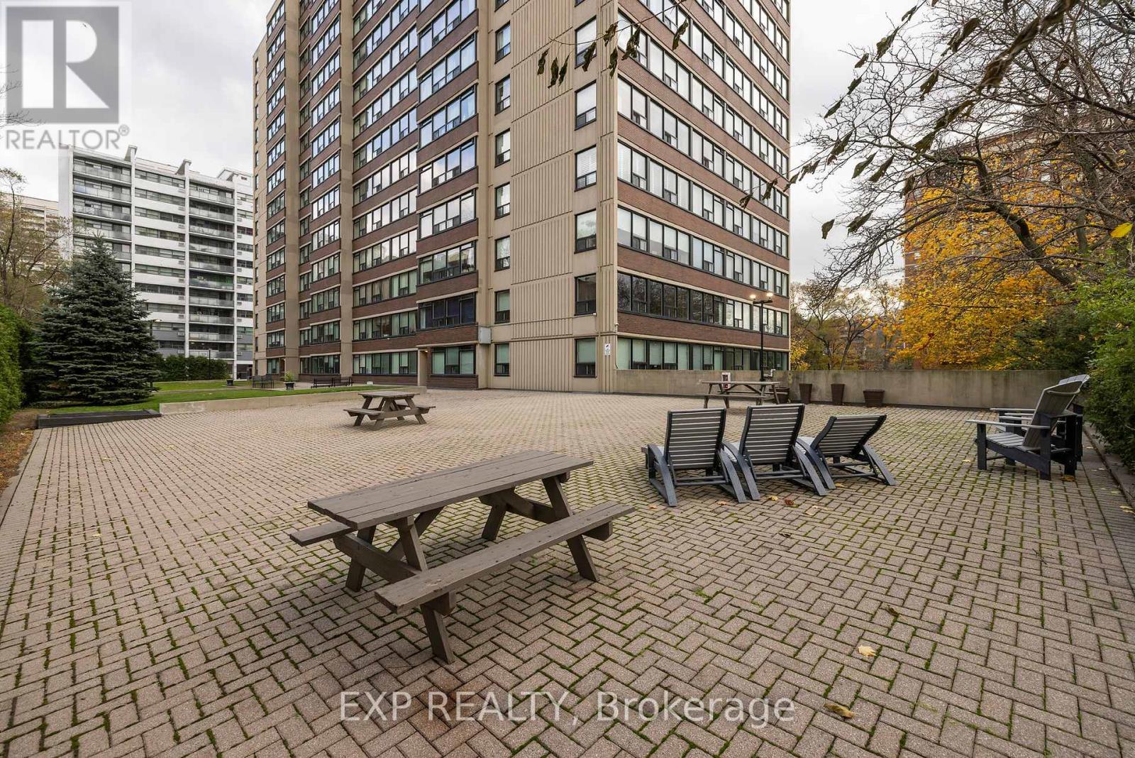 1506 - 120 Duke Street, Hamilton, Ontario  L8P 4T1 - Photo 10 - X12573152