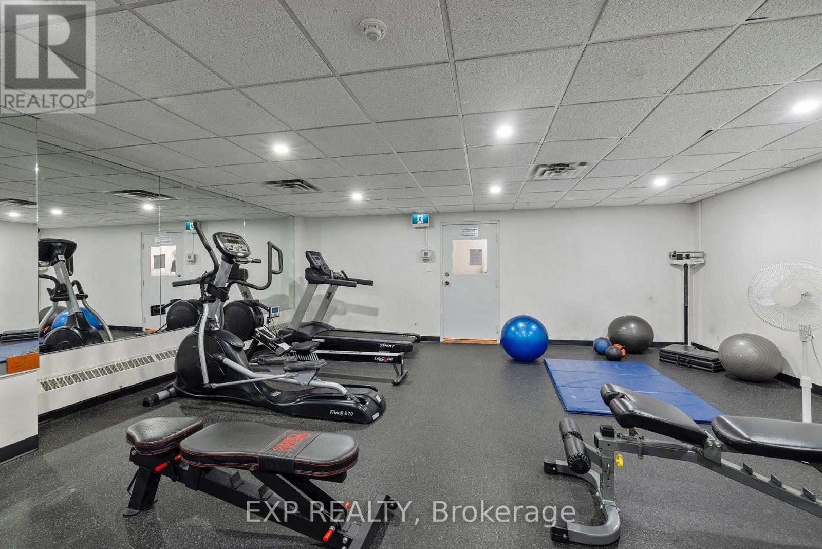 1506 - 120 Duke Street, Hamilton, Ontario  L8P 4T1 - Photo 18 - X12573152