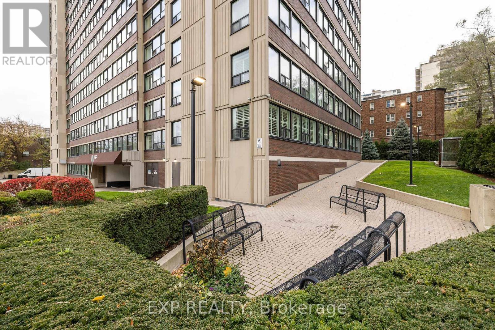 1506 - 120 Duke Street, Hamilton, Ontario  L8P 4T1 - Photo 8 - X12573152