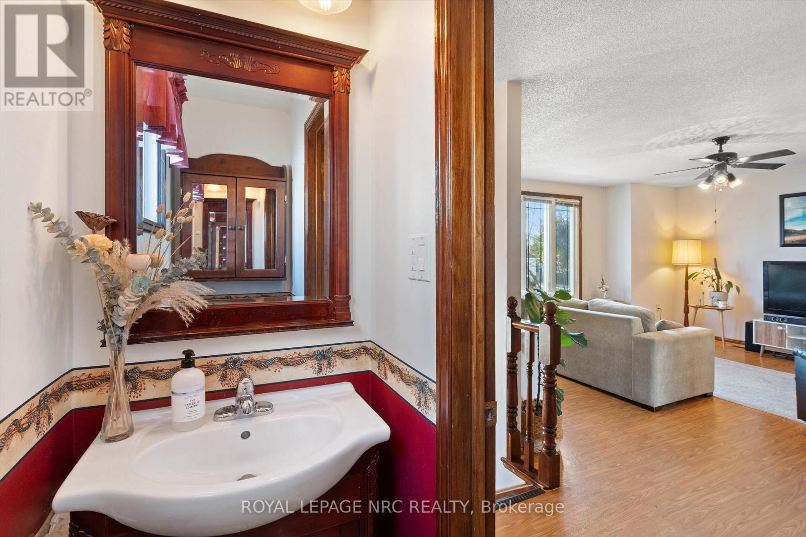 163 Pine Street S, Thorold, Ontario  L2V 3M5 - Photo 11 - X12573172