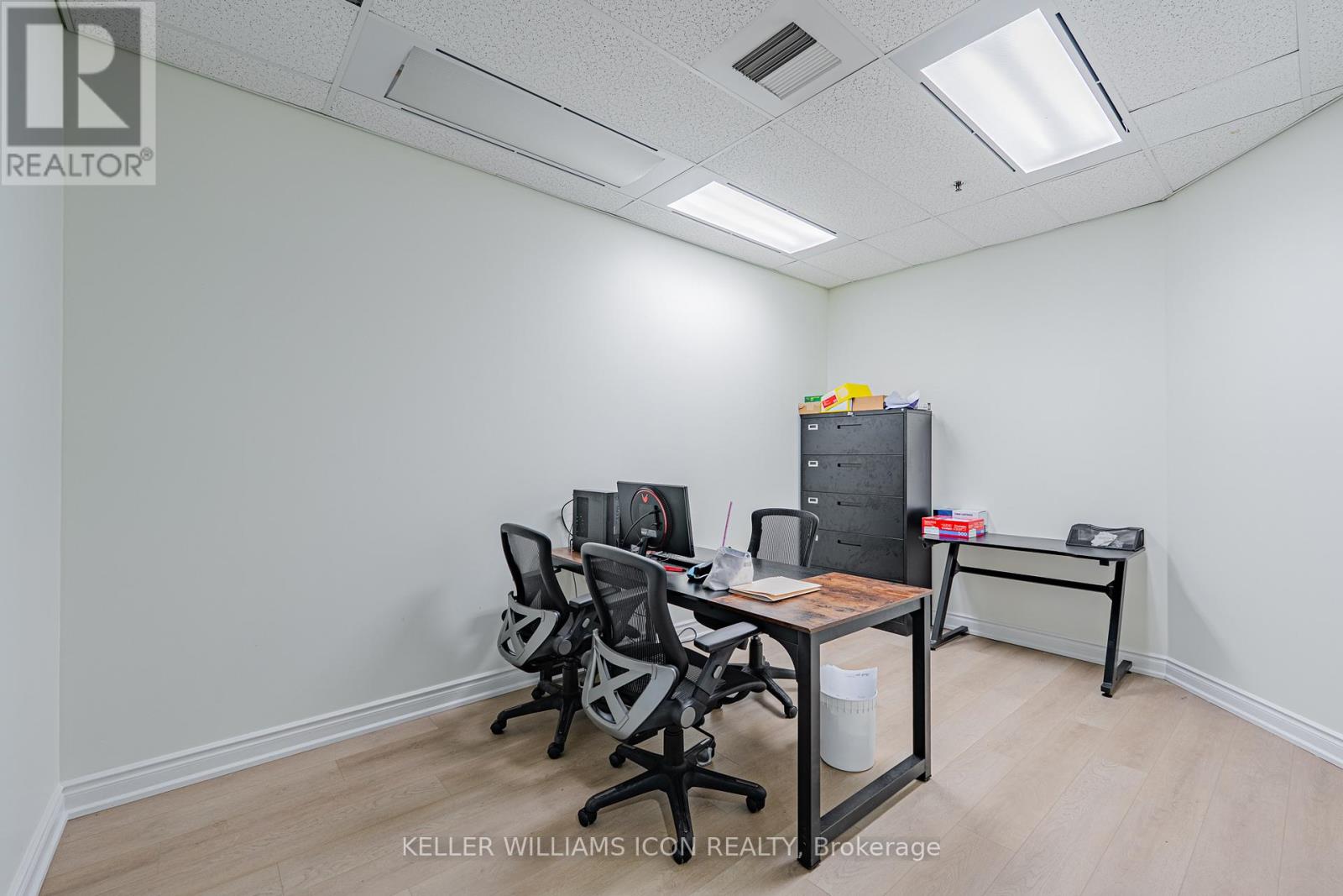 90 A Bill Leathem Drive, Ottawa, Ontario  K2J 0R3 - Photo 22 - X12245355