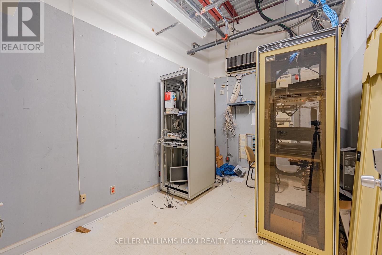 90 A Bill Leathem Drive, Ottawa, Ontario  K2J 0R3 - Photo 26 - X12245355