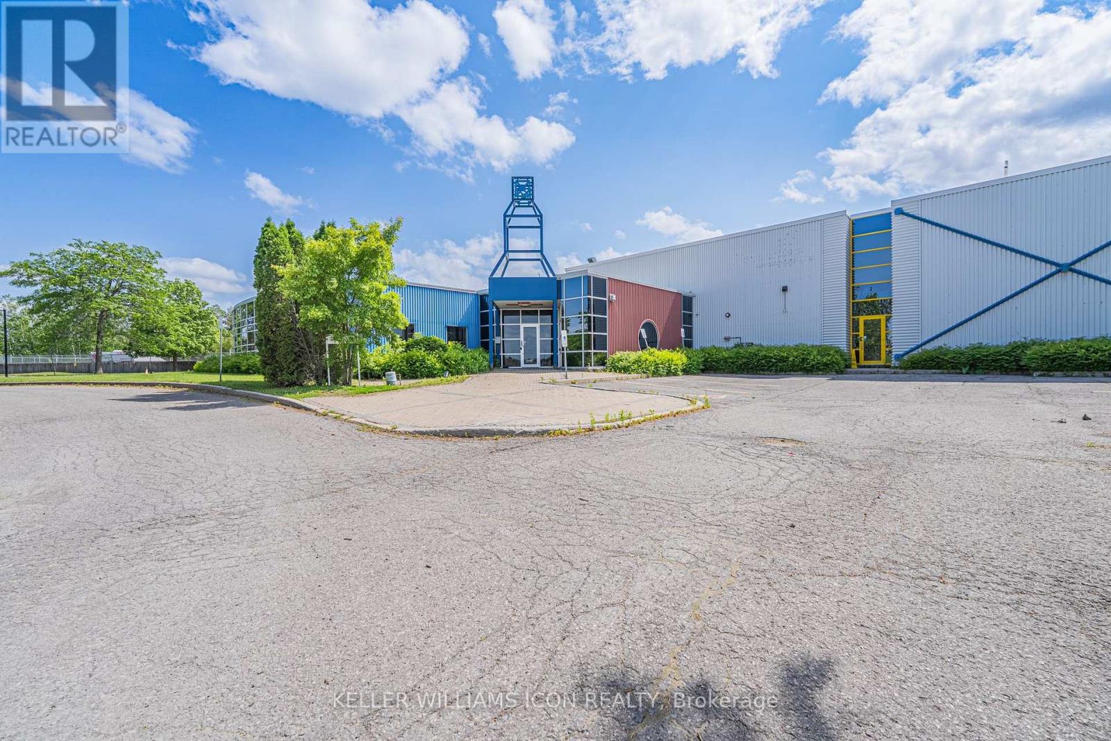 90 A Bill Leathem Drive, Ottawa, Ontario  K2J 0R3 - Photo 33 - X12245355