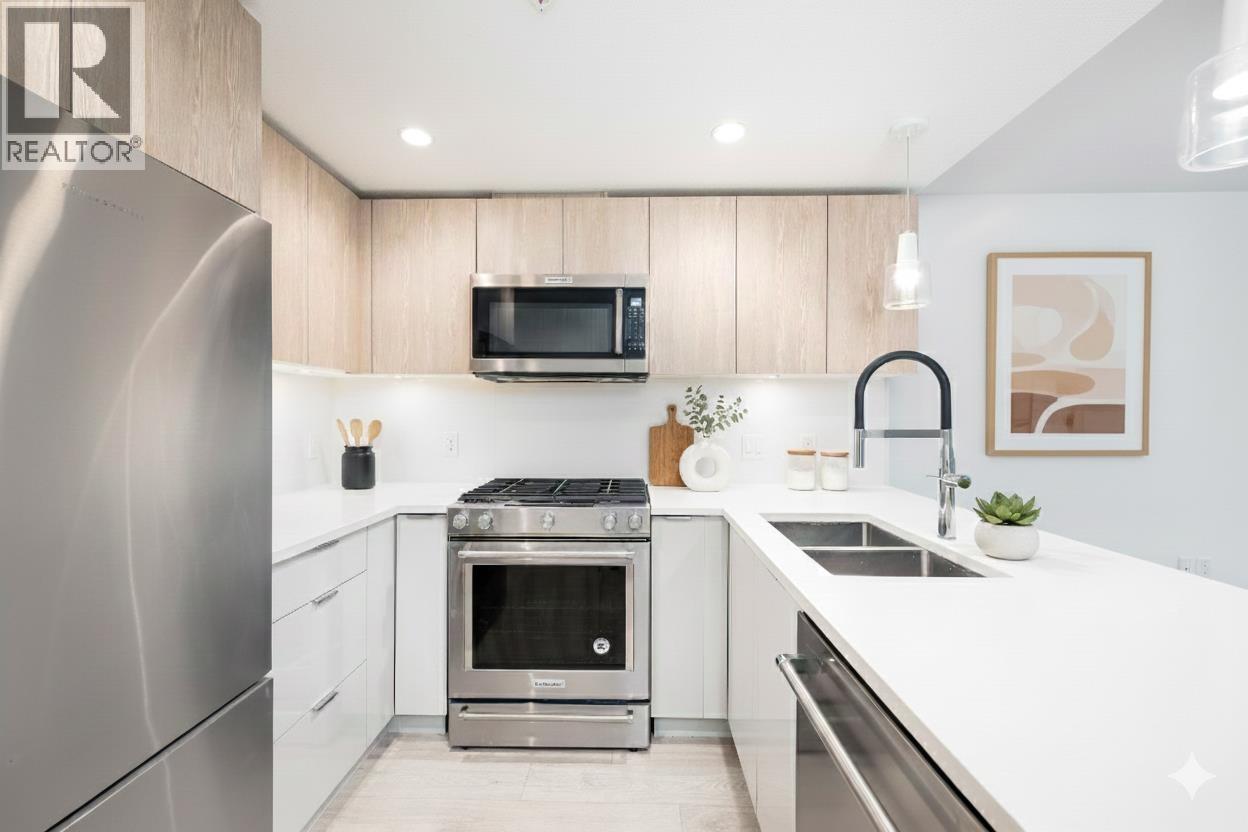 116 108 E 8th Street, North Vancouver, British Columbia  V7L 0H1 - Photo 4 - R3069669