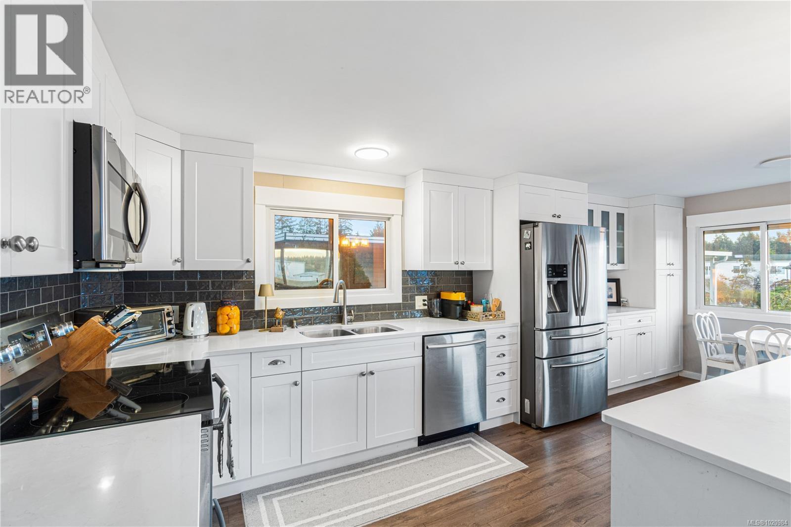 67 6325 Metral Dr, Nanaimo, British Columbia  V9T 6P9 - Photo 3 - 1020984