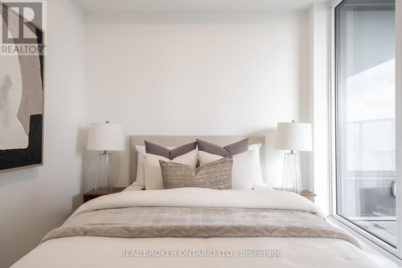 912 - 1 Quarrington Lane, Toronto, Ontario  M3C 0S4 - Photo 19 - C12573134