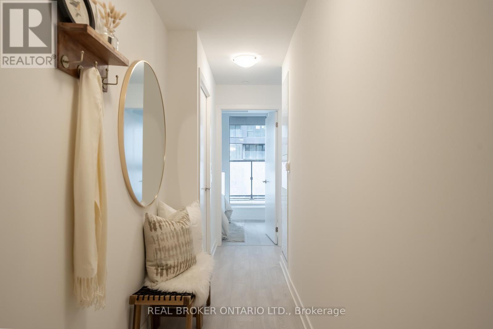 912 - 1 Quarrington Lane, Toronto, Ontario  M3C 0S4 - Photo 3 - C12573134