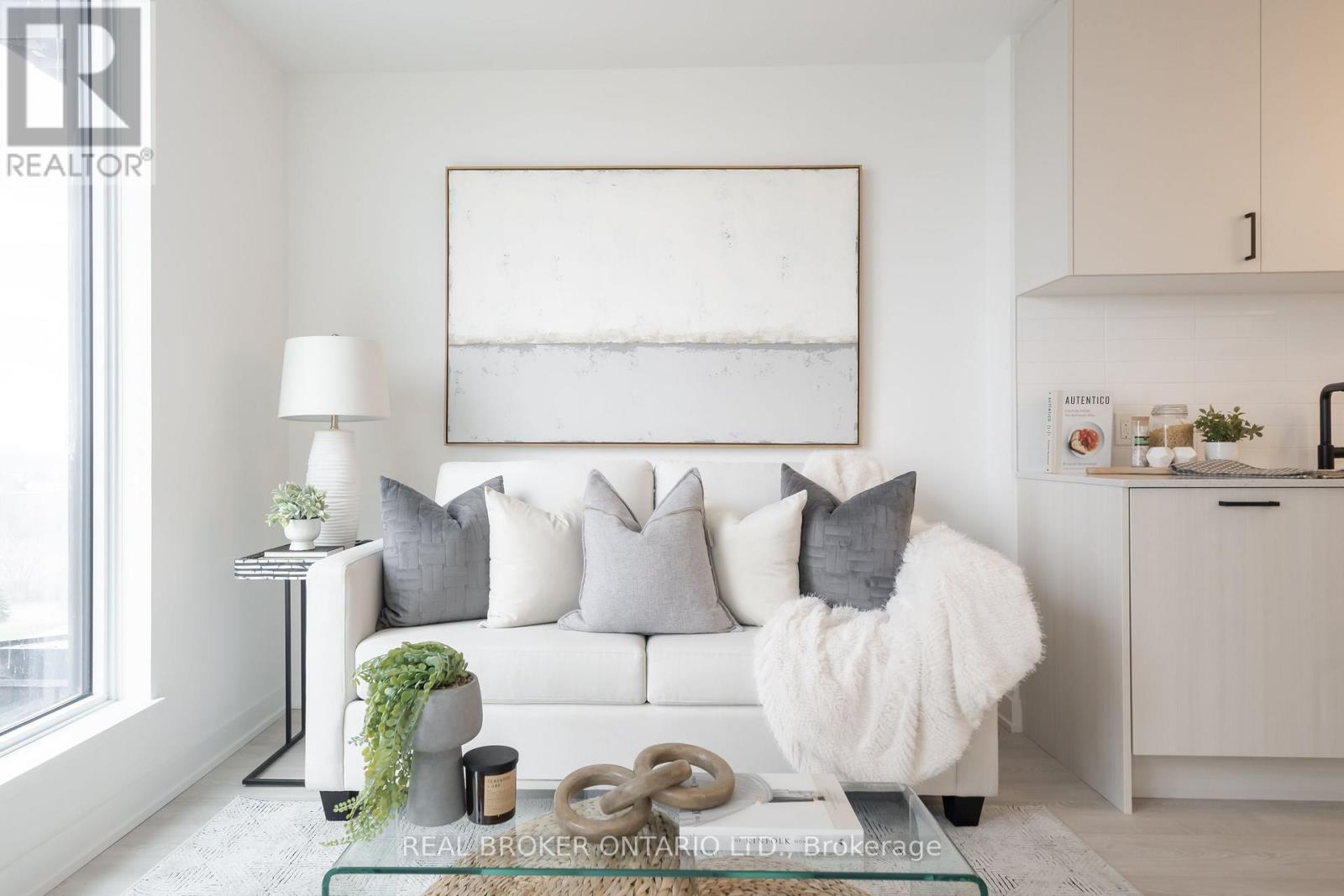 912 - 1 Quarrington Lane, Toronto, Ontario  M3C 0S4 - Photo 8 - C12573134