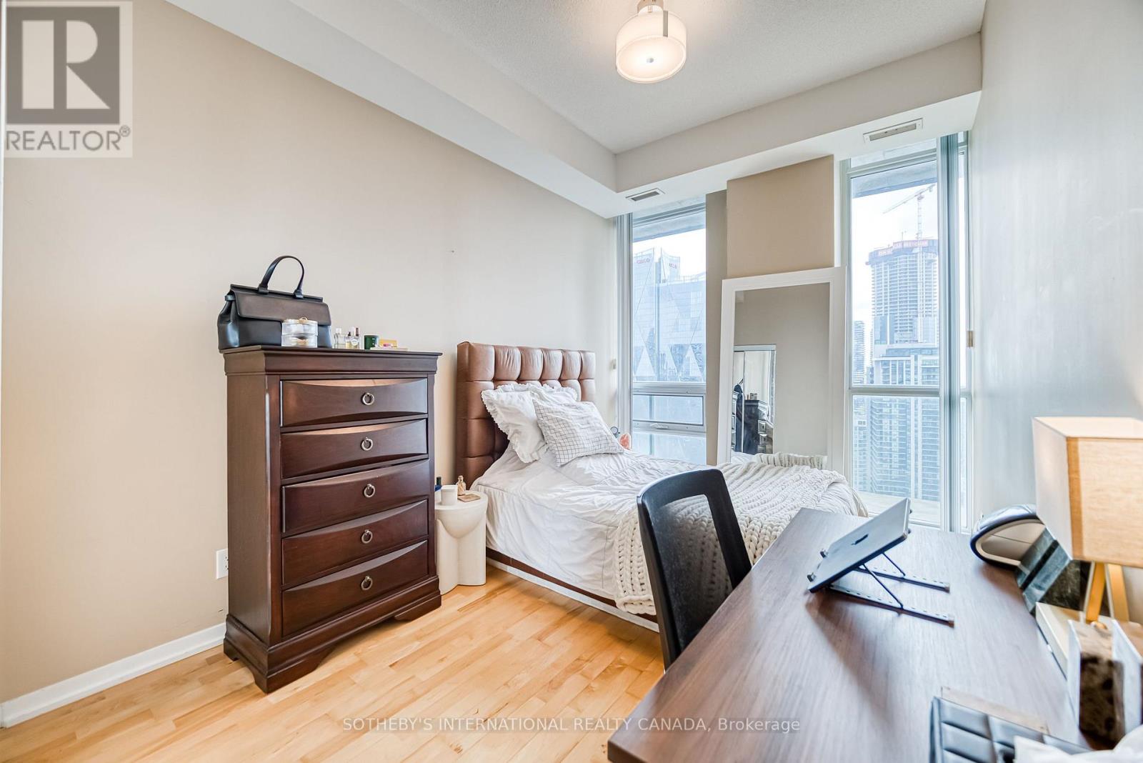 4906 - 55 Bremner Boulevard, Toronto, Ontario  M5J 0A6 - Photo 15 - C12573178