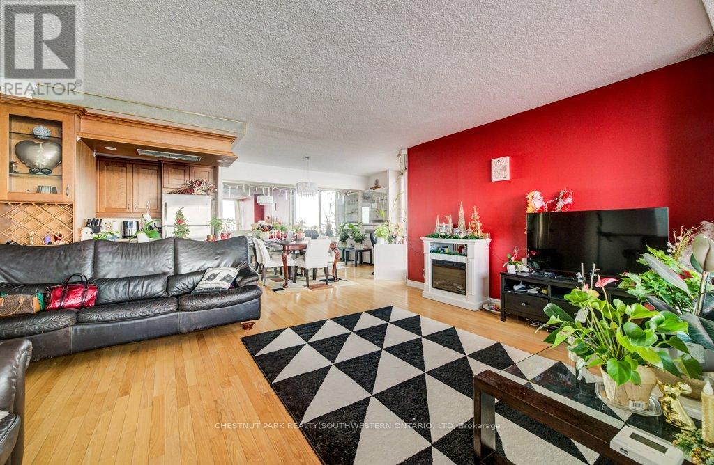 2801 - 33 Harbour Square, Toronto, Ontario  M5J 2G2 - Photo 13 - C12573200