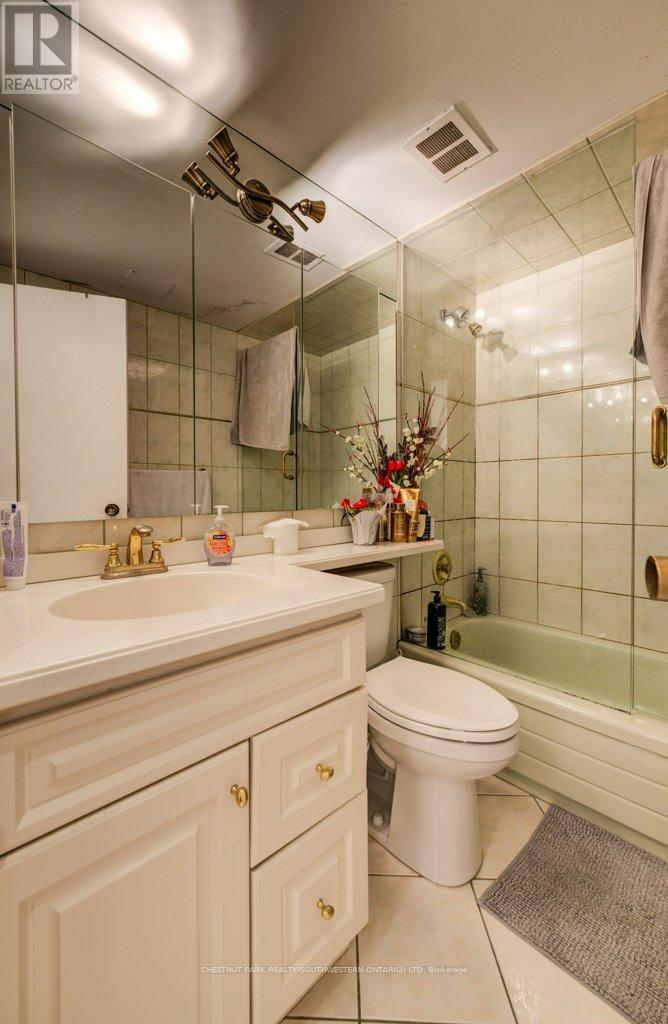 2801 - 33 Harbour Square, Toronto, Ontario  M5J 2G2 - Photo 29 - C12573200