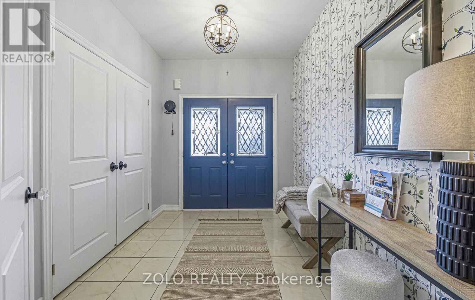 504 Halo Street, Oshawa, Ontario  L1H 7K4 - Photo 5 - E12573206