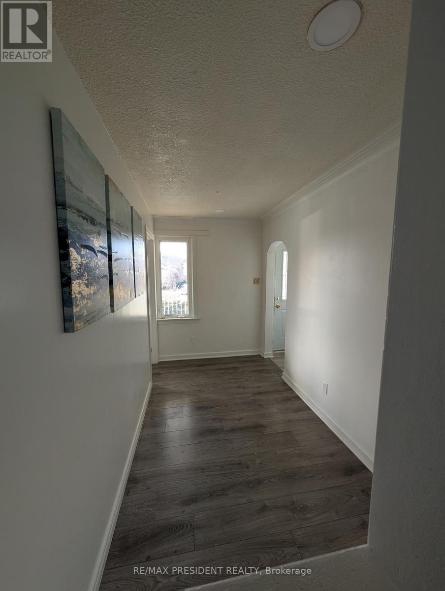 135 Kitchener Road, Toronto, Ontario  M1E 2Y2 - Photo 12 - E12554284