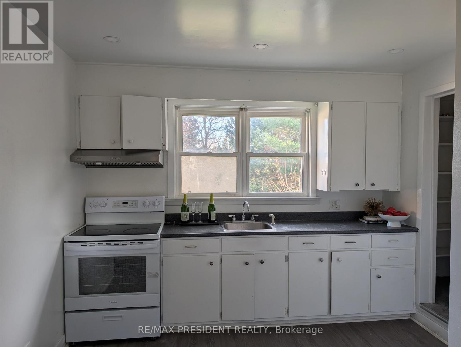 135 Kitchener Road, Toronto, Ontario  M1E 2Y2 - Photo 14 - E12554284