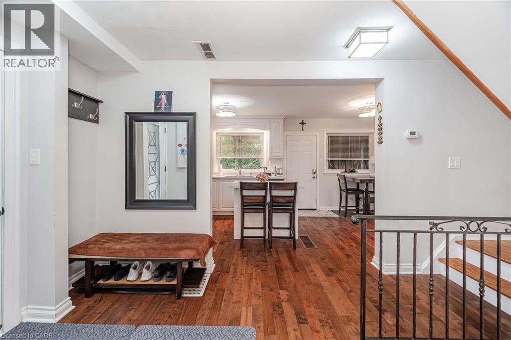 2259 Wiseman Court, Mississauga, Ontario  L5J 1P4 - Photo 13 - 40781725