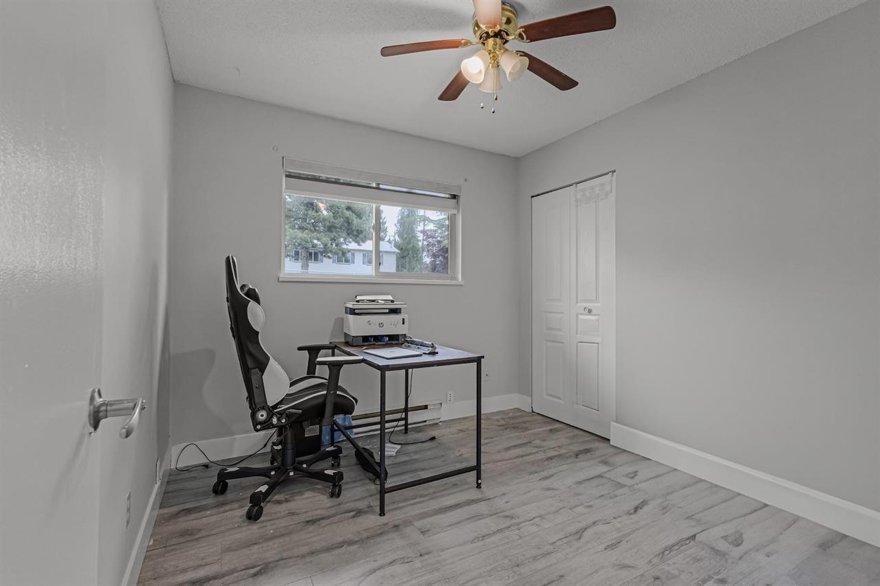 7955 Hurd Street, Mission, British Columbia  V2V 3J7 - Photo 9 - R3063846