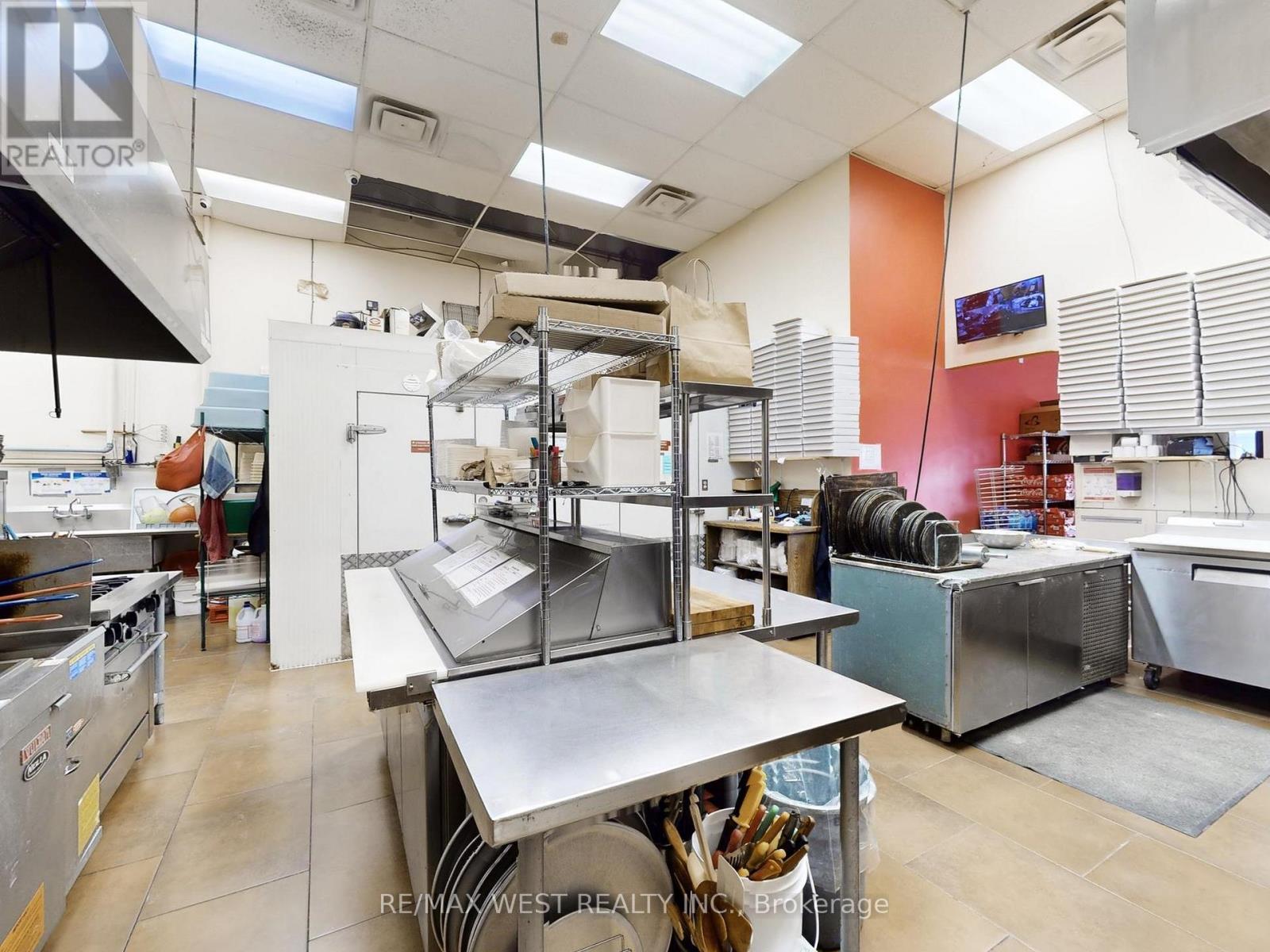 3 - 18279 Yonge Street, East Gwillimbury, Ontario  L9N 0A2 - Photo 16 - N12573164