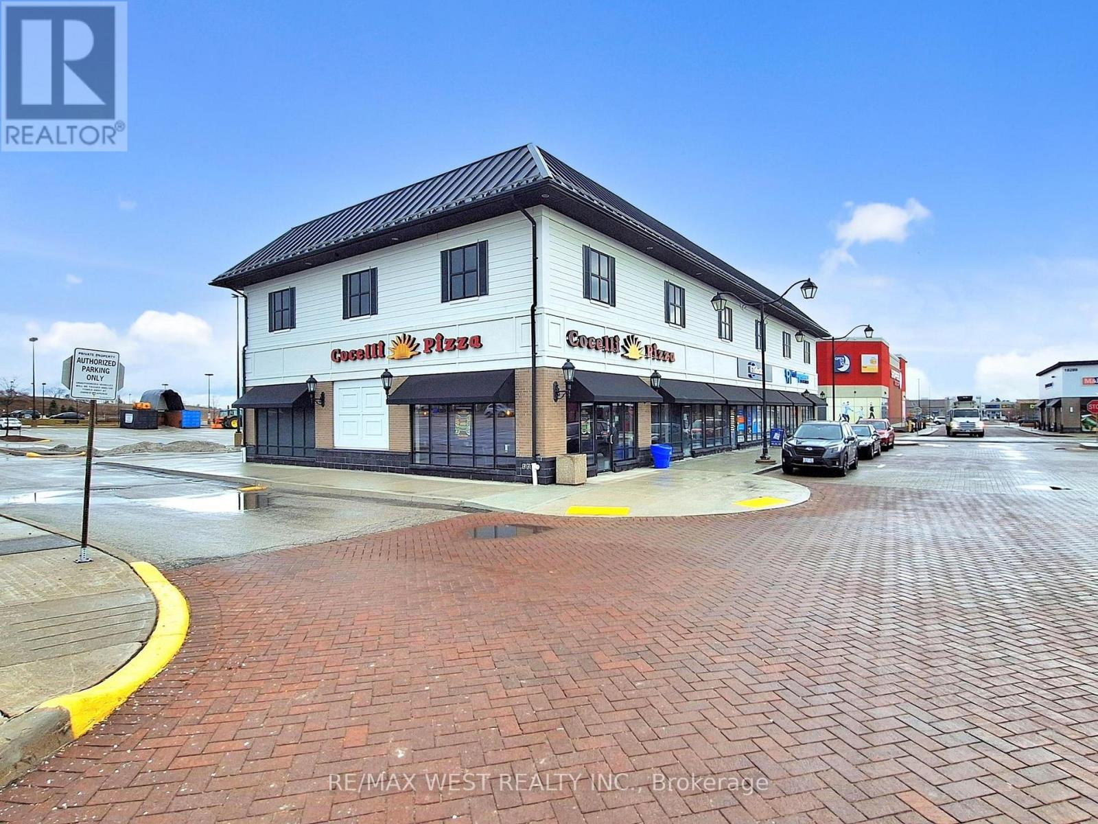 3 - 18279 Yonge Street, East Gwillimbury, Ontario  L9N 0A2 - Photo 2 - N12573164