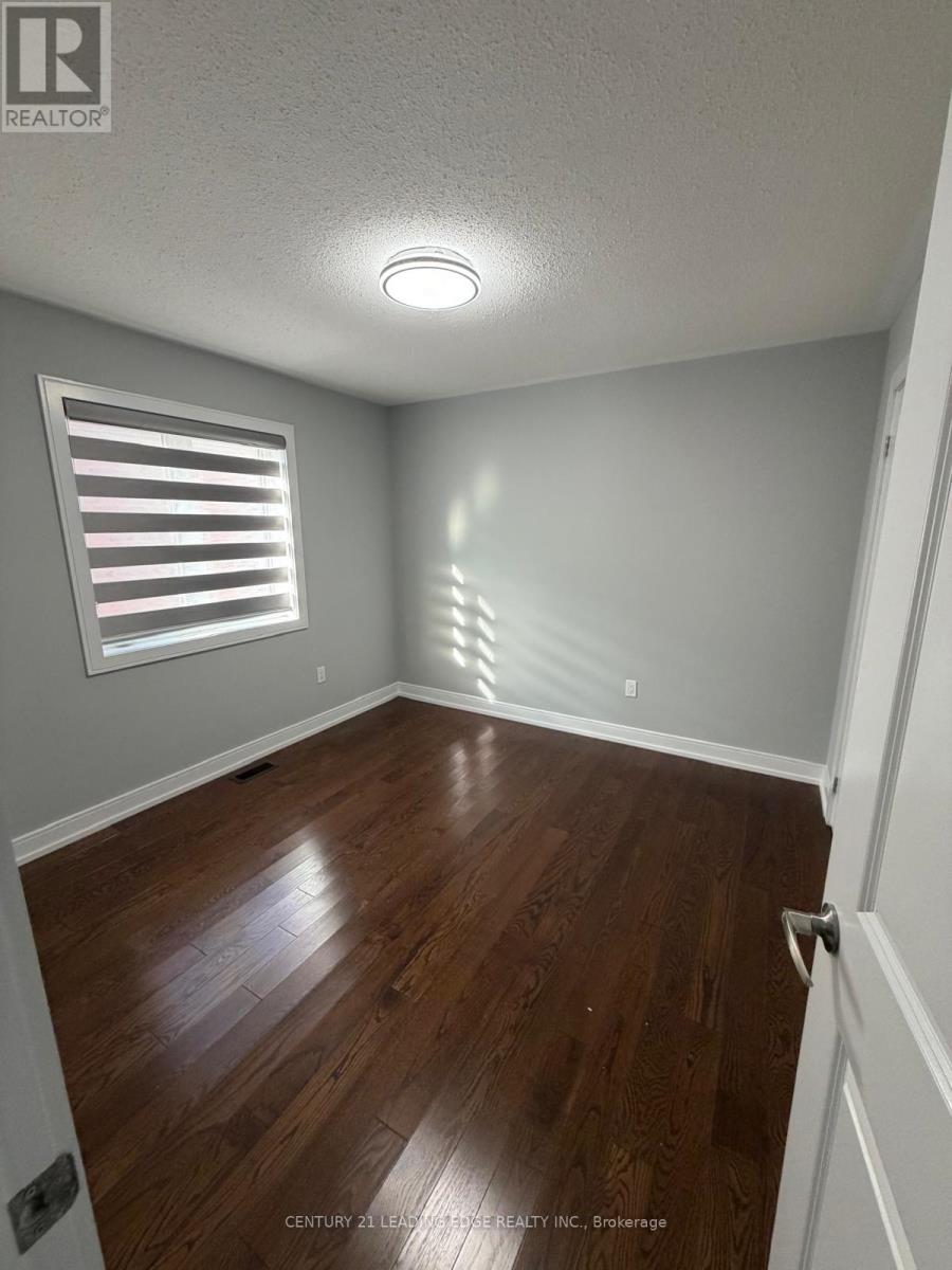 56 Frederick Pearson Street, East Gwillimbury, Ontario  L9N 0R8 - Photo 3 - N12573166