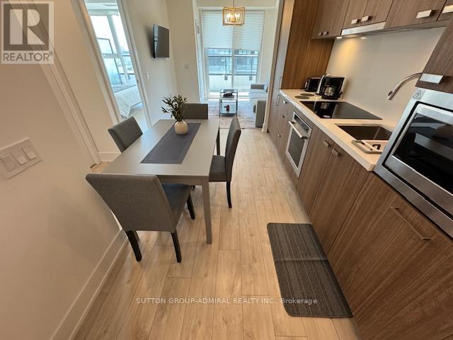 1605 - 10 Inn On The Park Drive, Toronto, Ontario  M3C 0P9 - Photo 6 - C12393076