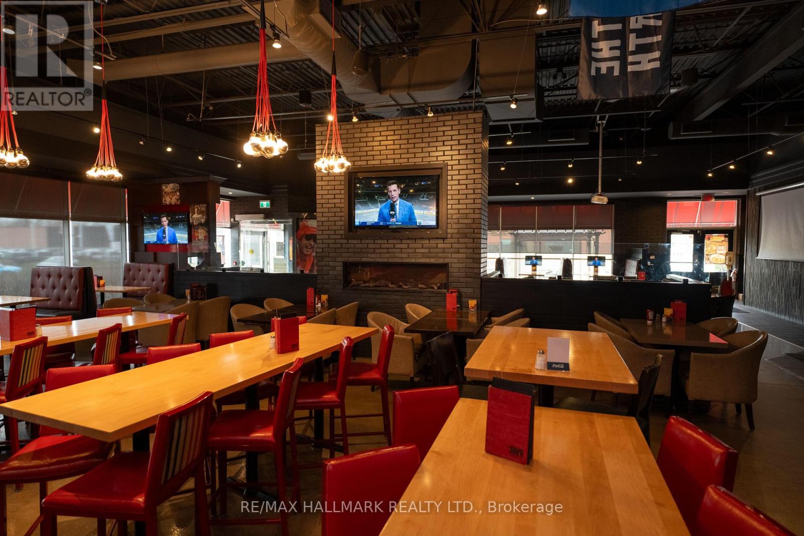 800 Main Street E, Milton, Ontario  L9T 0J4 - Photo 15 - W12573162