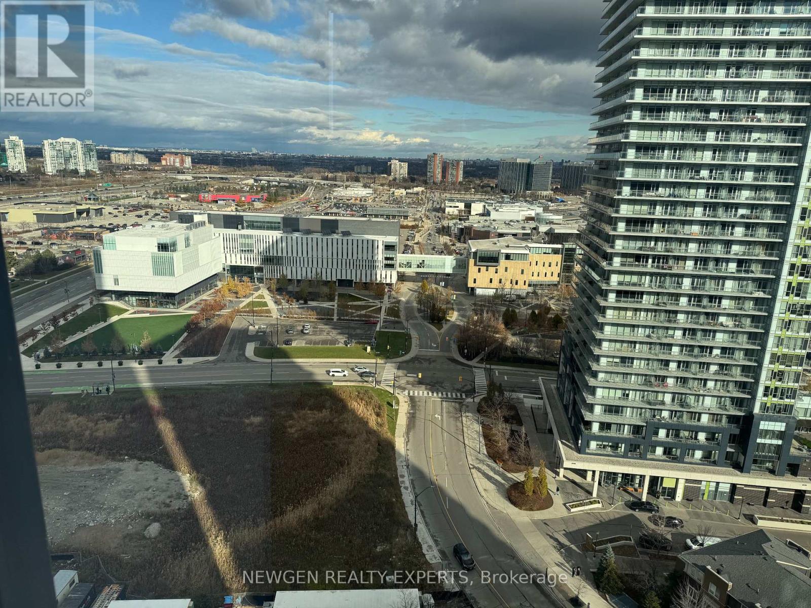 1803 - 395 SQUARE ONE DRIVE, Mississauga, Ontario