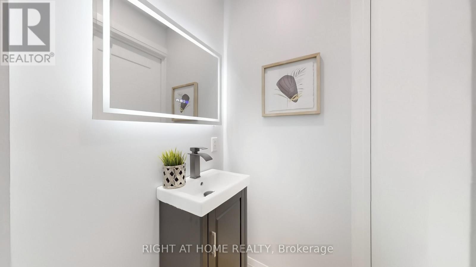 3362 Wilmar Crescent, Mississauga, Ontario  L5L 4C2 - Photo 12 - W12573194