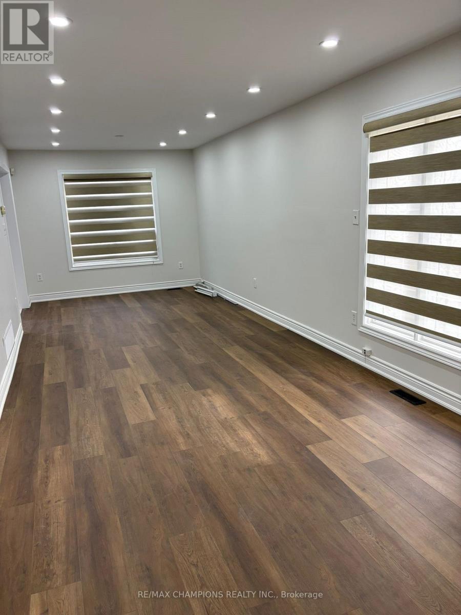 13 Sahara Trail, Brampton, Ontario  L6R 1P2 - Photo 2 - W12549654