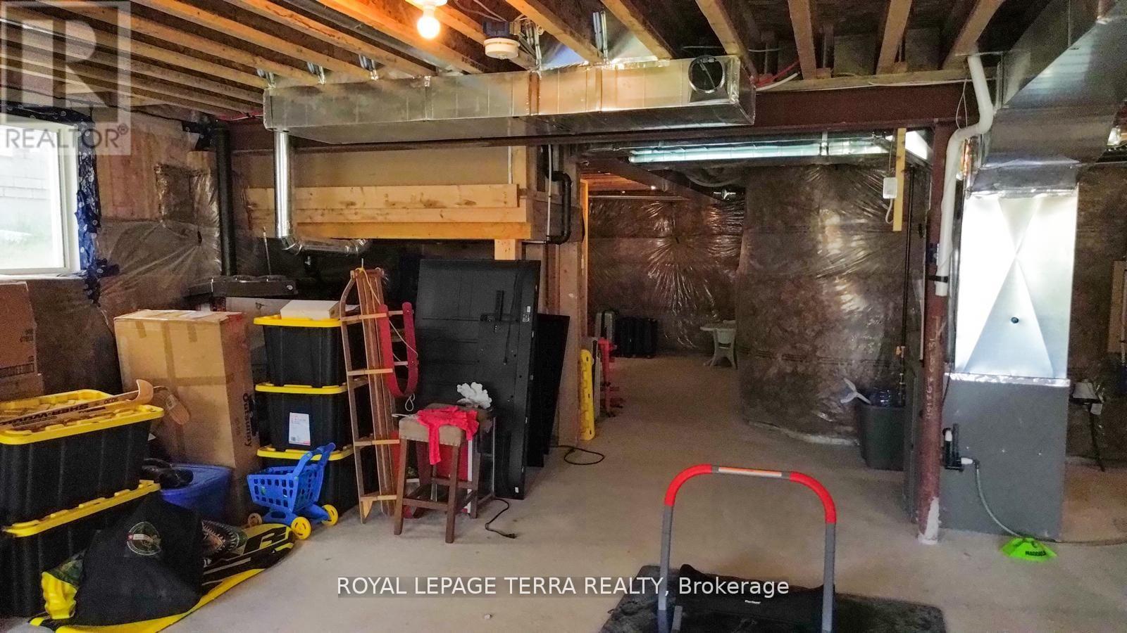 19 Rosanne Circle, Wasaga Beach, Ontario  L9Z 0N4 - Photo 32 - S12389447