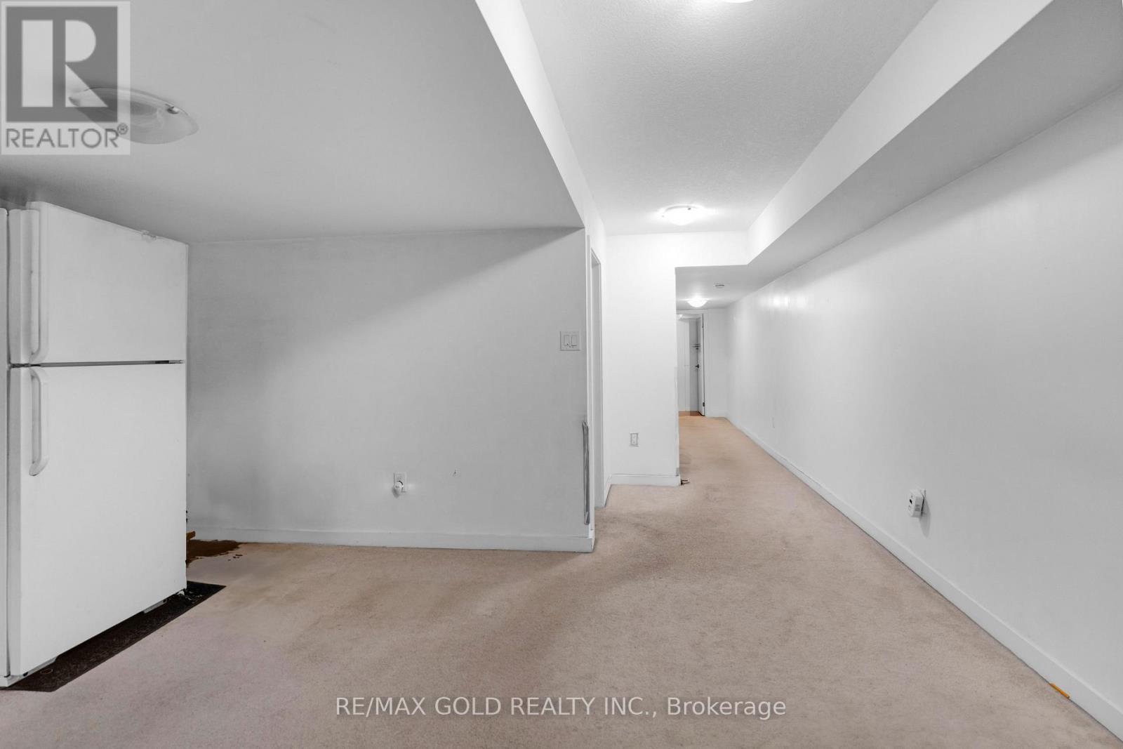 124 Baffin Crescent, Brampton, Ontario  L7A 0C7 - Photo 19 - W12297537