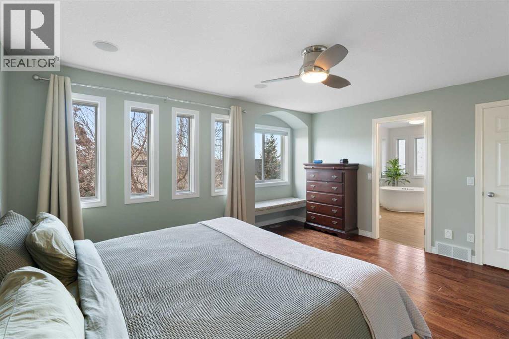 124 Cresthaven Place Sw, Calgary, Alberta  T3B 5W4 - Photo 15 - A2272343