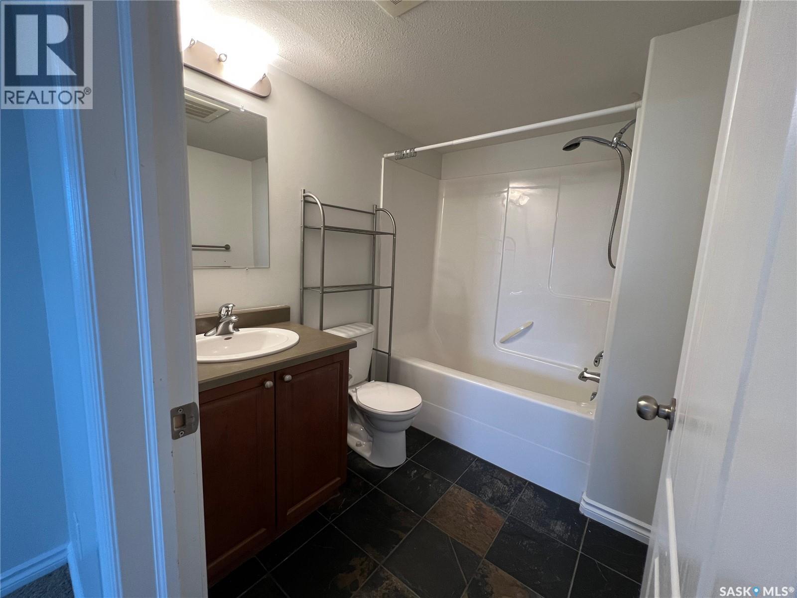 202 100 1st Avenue N, Warman, Saskatchewan  S0K 0A1 - Photo 17 - SK023597