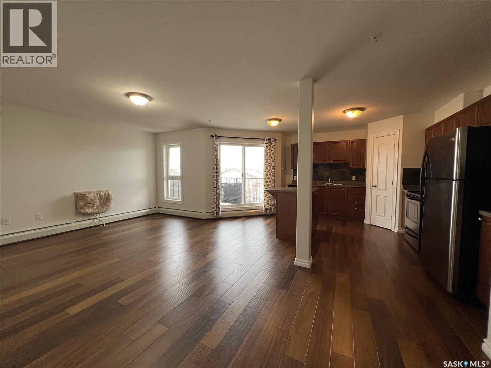 202 100 1st Avenue N, Warman, Saskatchewan  S0K 0A1 - Photo 4 - SK023597