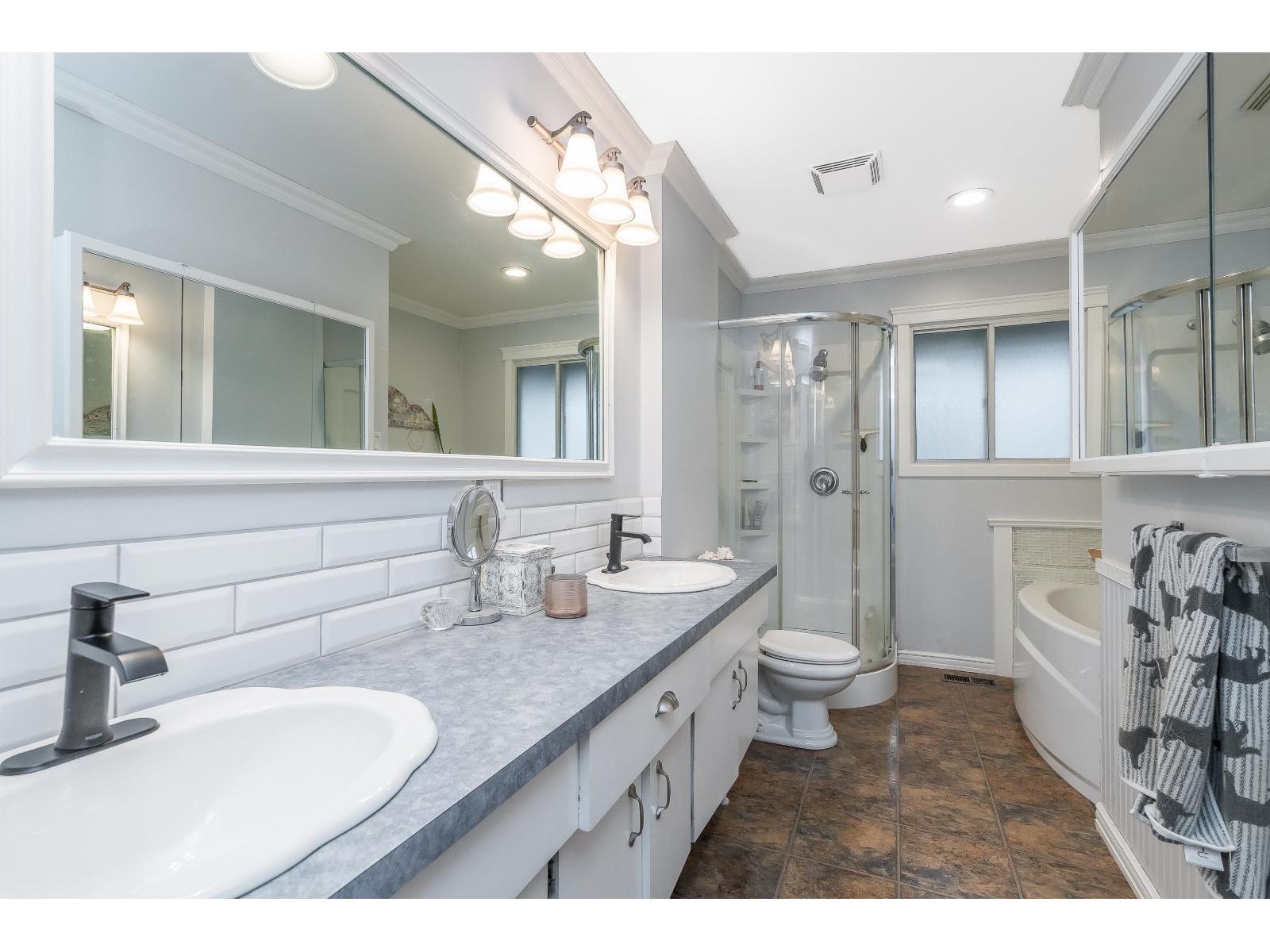 7940 Taulbut Street, Mission, British Columbia  V2V 3W7 - Photo 20 - R3069550