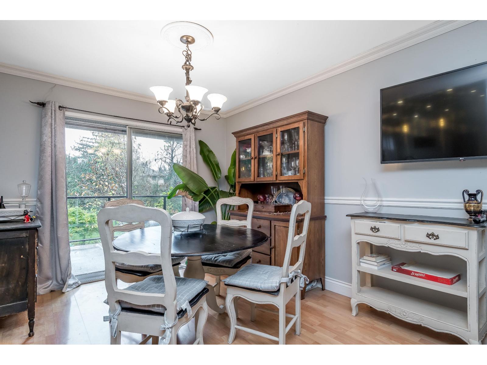 7940 Taulbut Street, Mission, British Columbia  V2V 3W7 - Photo 12 - R3069550