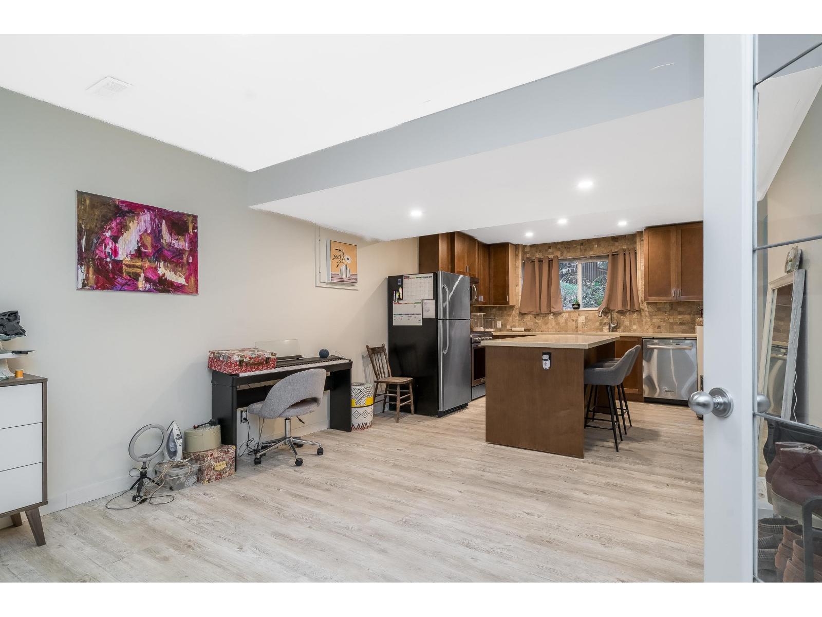 7940 Taulbut Street, Mission, British Columbia  V2V 3W7 - Photo 26 - R3069550