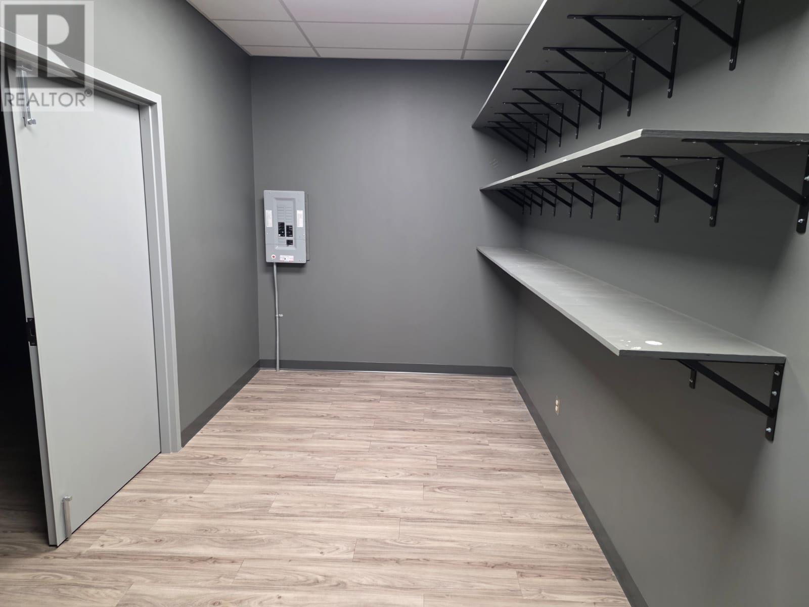 184 Camelot St, Thunder Bay, Ontario  P7A 4A9 - Photo 12 - TB253541