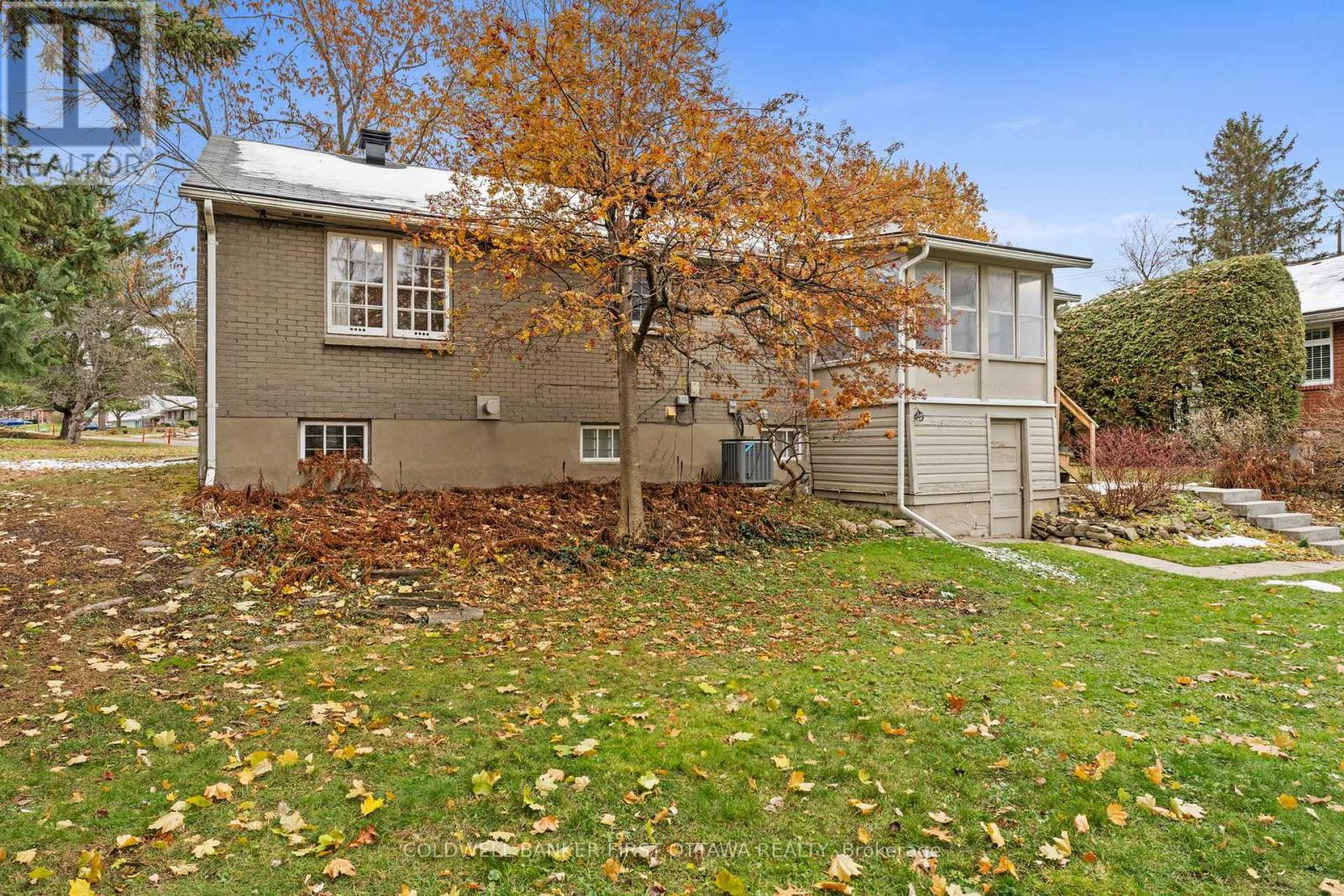 1914 Norwood Avenue, Ottawa, Ontario  K1H 5K6 - Photo 34 - X12573242