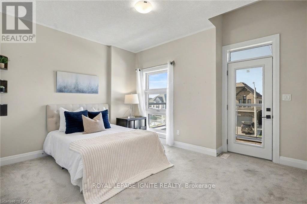 156 Ridgemount Street, Kitchener, Ontario N2P 0K4 - Photo 33 - X12480154