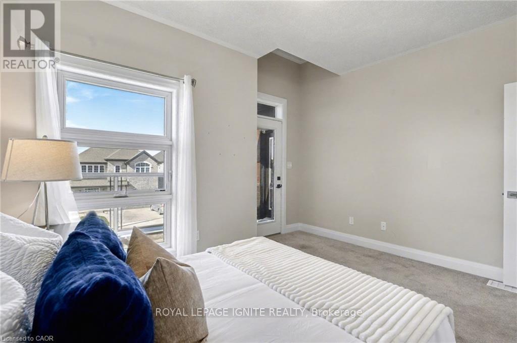 156 Ridgemount Street, Kitchener, Ontario N2P 0K4 - Photo 35 - X12480154