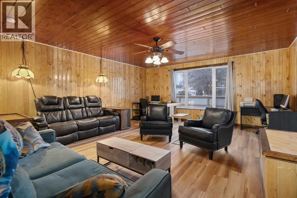 5036 49 Avenue, Bashaw, Alberta  T0B 0H0 - Photo 11 - A2271750